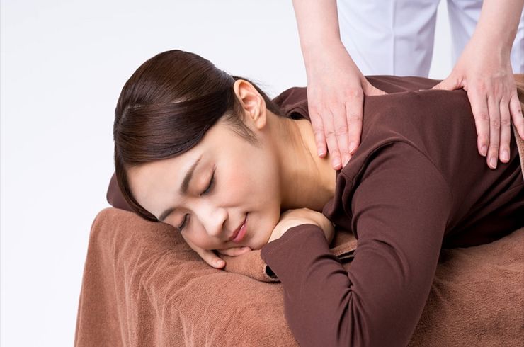 肩甲骨のマッサージ